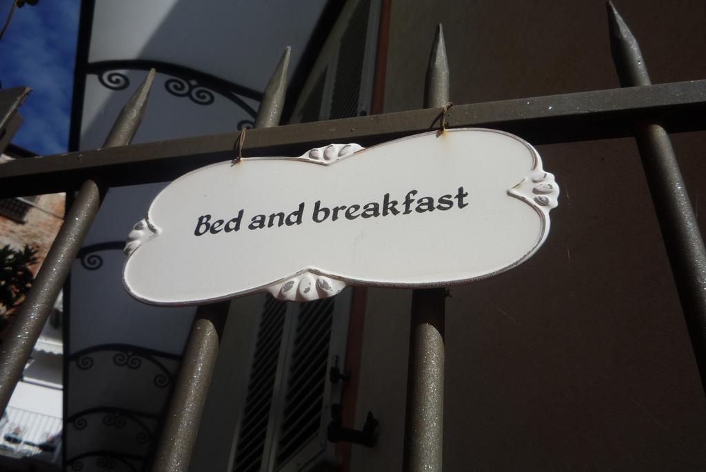 Lori'S Inn Мондові Екстер'єр фото