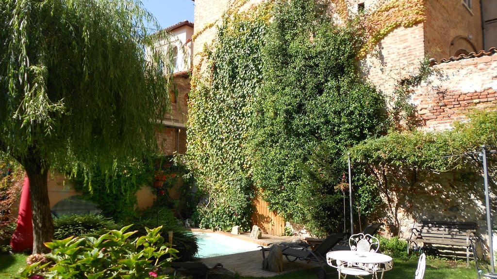 Lori'S Inn Мондові Екстер'єр фото