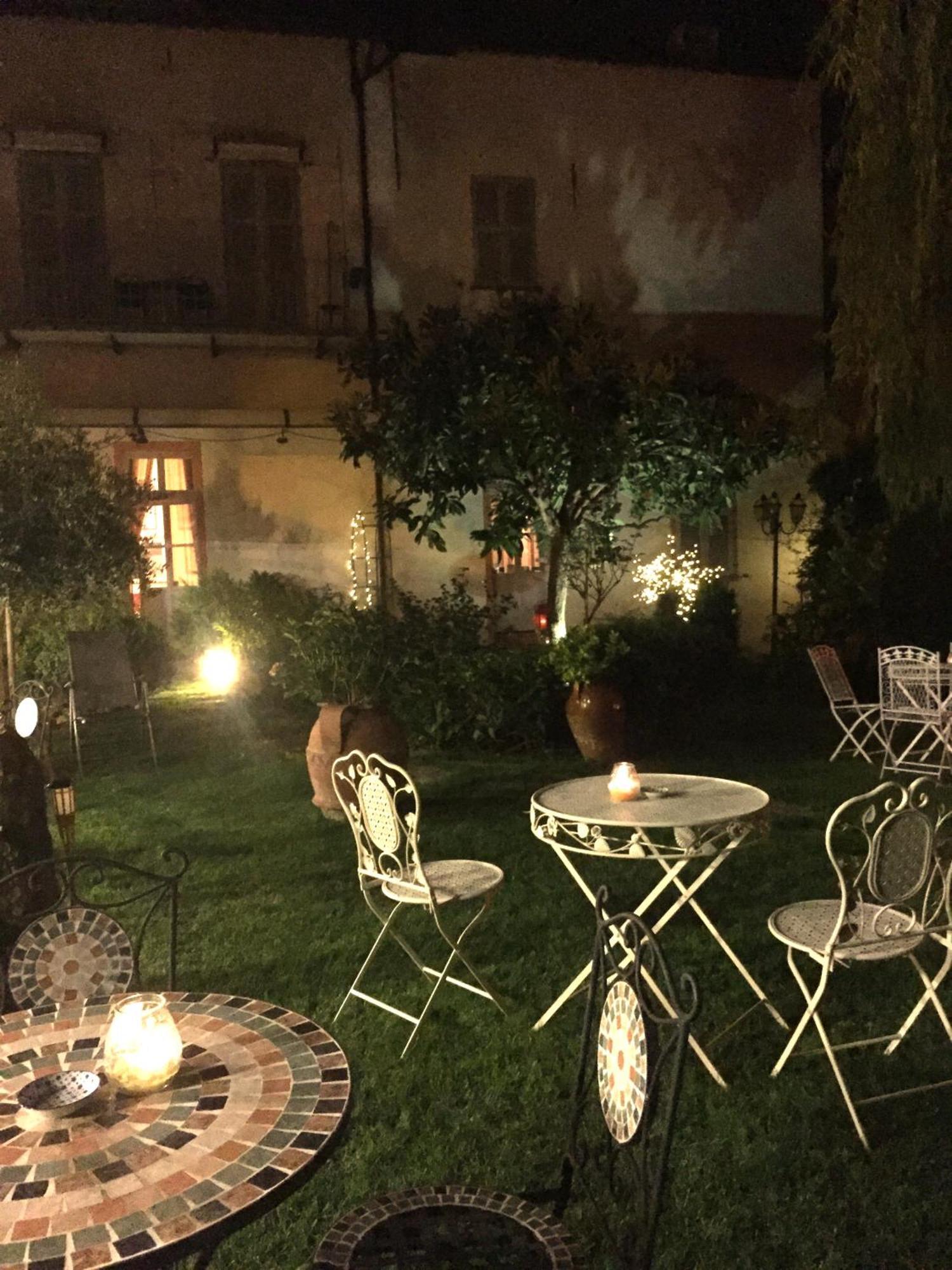 Lori'S Inn Мондові Екстер'єр фото